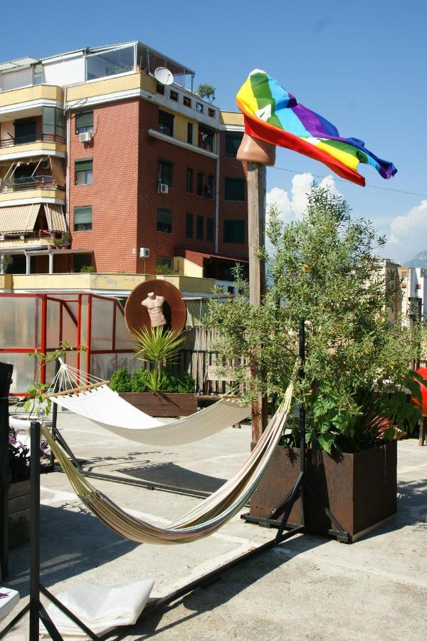 Hostel Albania Tiranë Ngoại thất bức ảnh